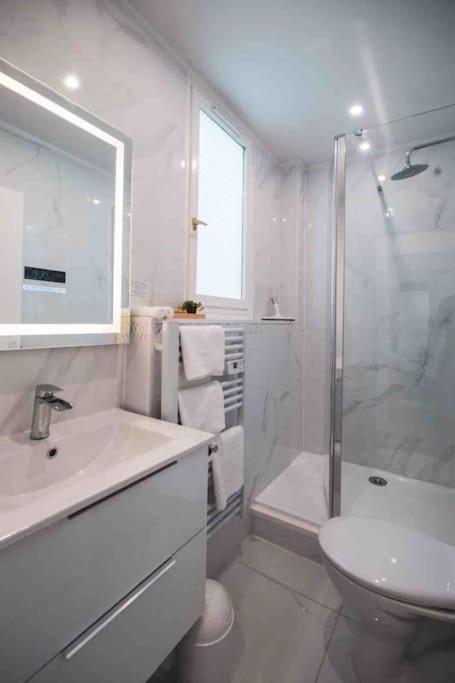 La Suite 7 Gite Urbain Charleville-Mezieres Exterior foto